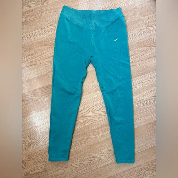 Gymshark set - Picture 4 of 6